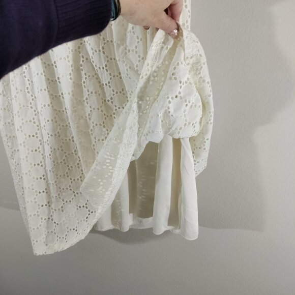 Everly Short Eyelet Summer Dress, NWOT (fits like M) - Picture 3 of 6